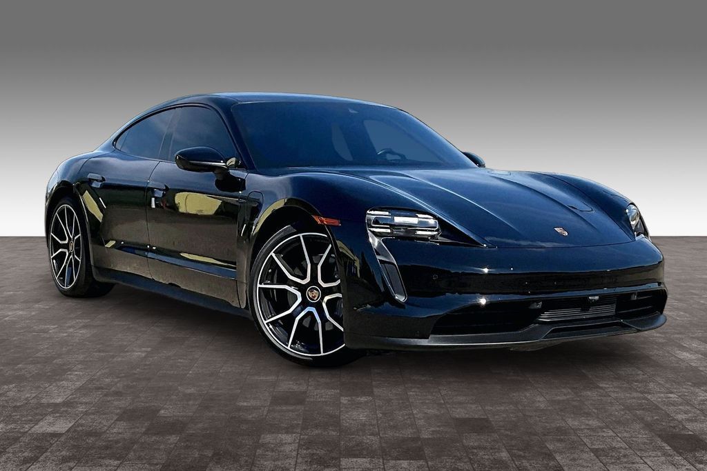 2022 Porsche Taycan Base
