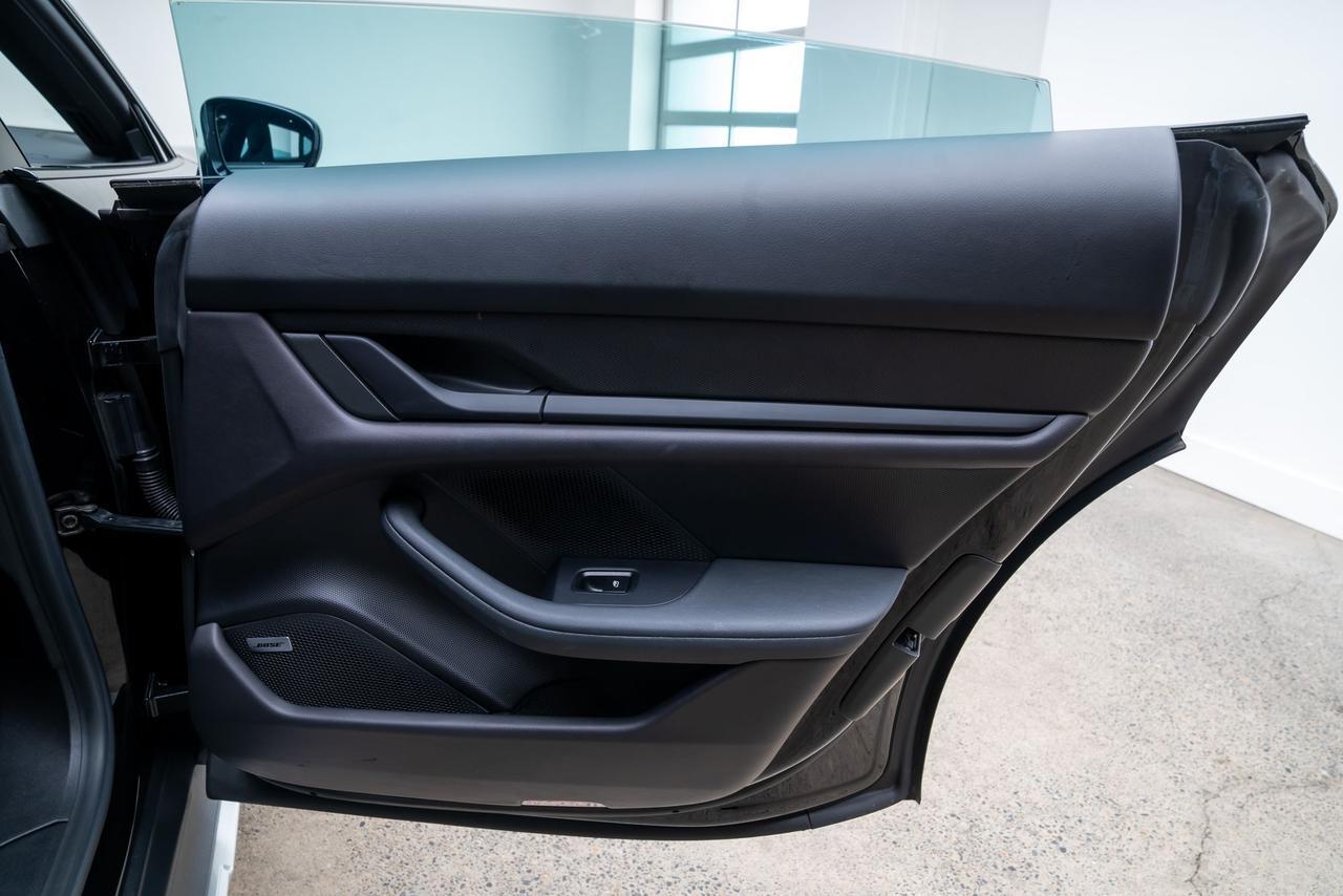 2022 Porsche Taycan Cross Turismo 4 Ventilated Seats / Adaptive Cruise Portland OR