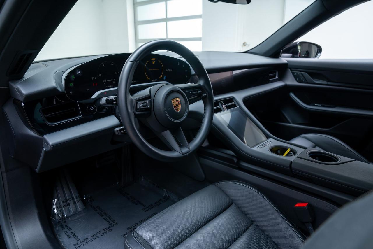 2022 Porsche Taycan Cross Turismo 4 Ventilated Seats / Adaptive Cruise Portland OR