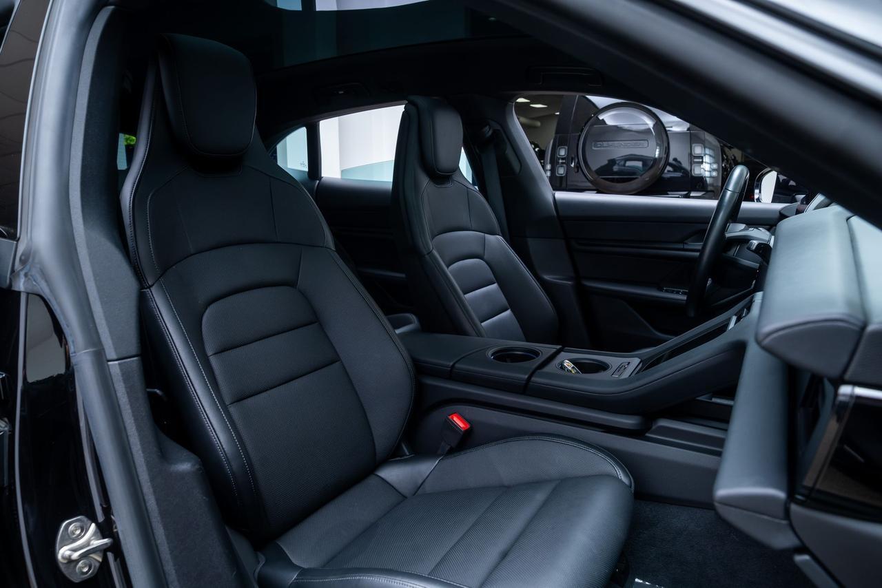 2022 Porsche Taycan Cross Turismo 4 Ventilated Seats / Adaptive Cruise Portland OR