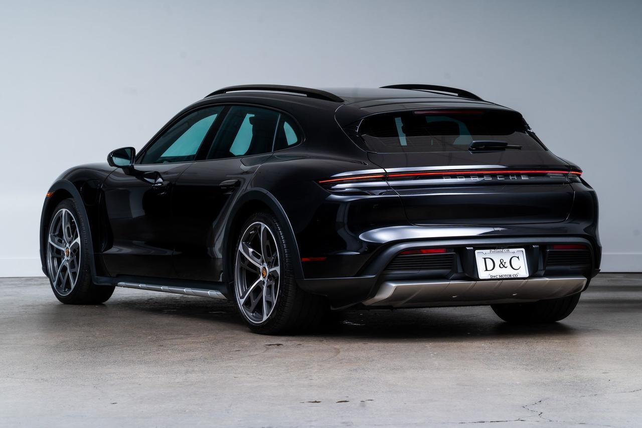 2022 Porsche Taycan Cross Turismo 4 Ventilated Seats / Adaptive Cruise Portland OR