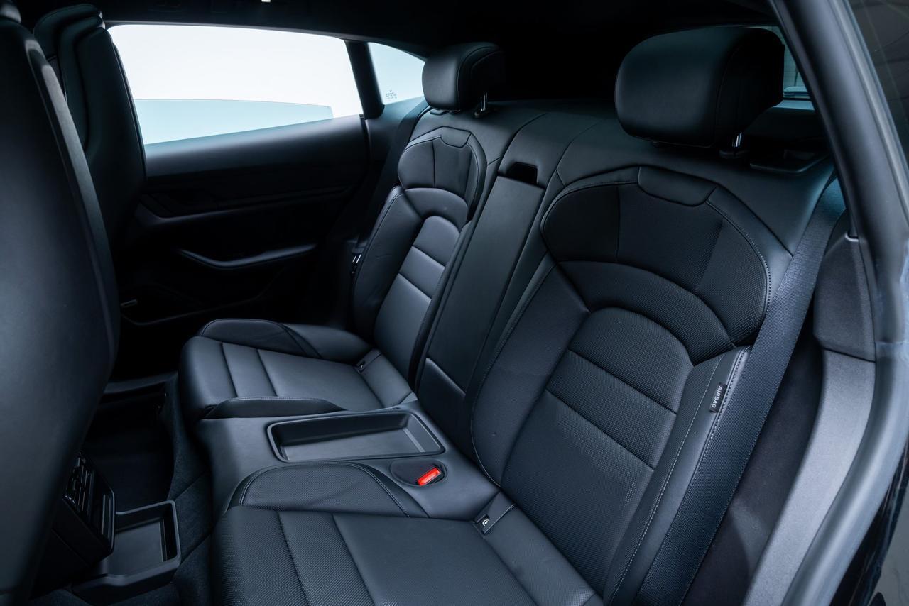 2022 Porsche Taycan Cross Turismo 4 Ventilated Seats / Adaptive Cruise Portland OR