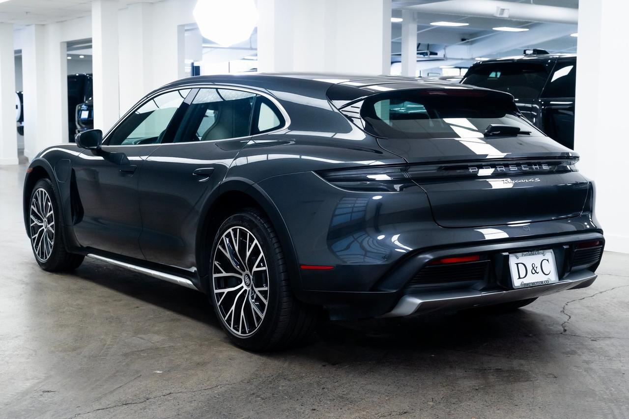 2022 Porsche Taycan Cross Turismo 4S 1 Owner LED-Matrix Rear Axle Steering Portland OR