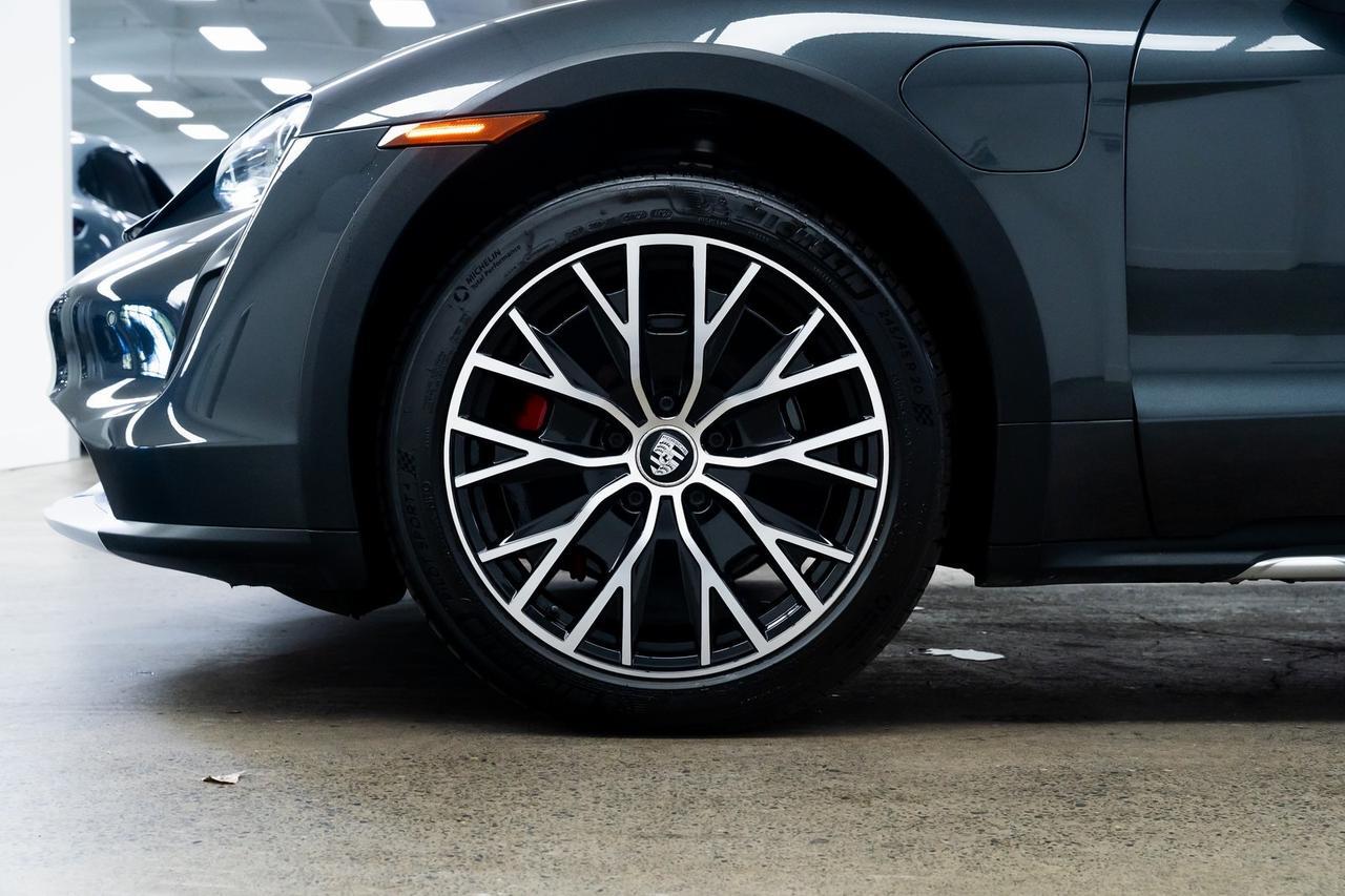 2022 Porsche Taycan Cross Turismo 4S 1 Owner LED-Matrix Rear Axle Steering Portland OR