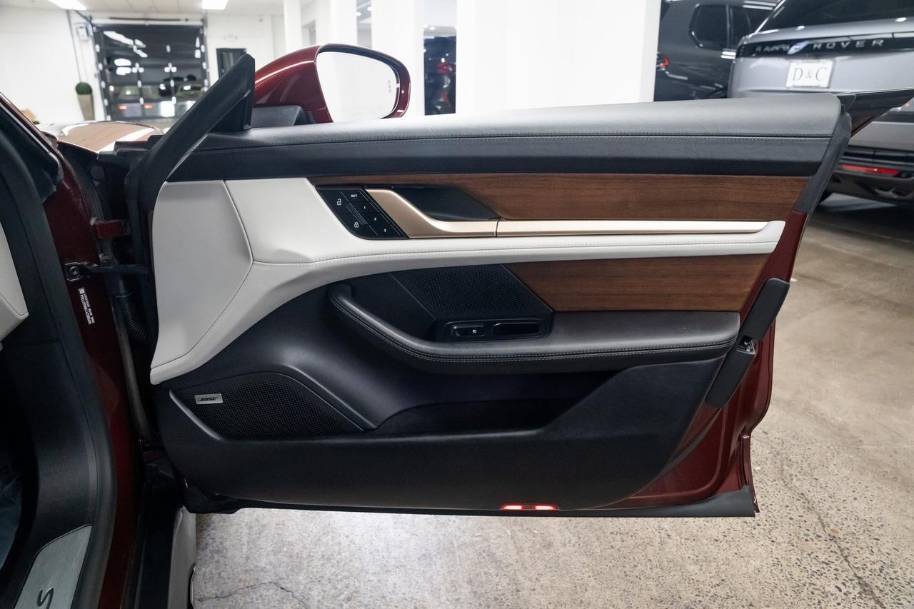 2022 Porsche Taycan Cross Turismo 4S Innodrive Premium Package Massage Seats Portland OR