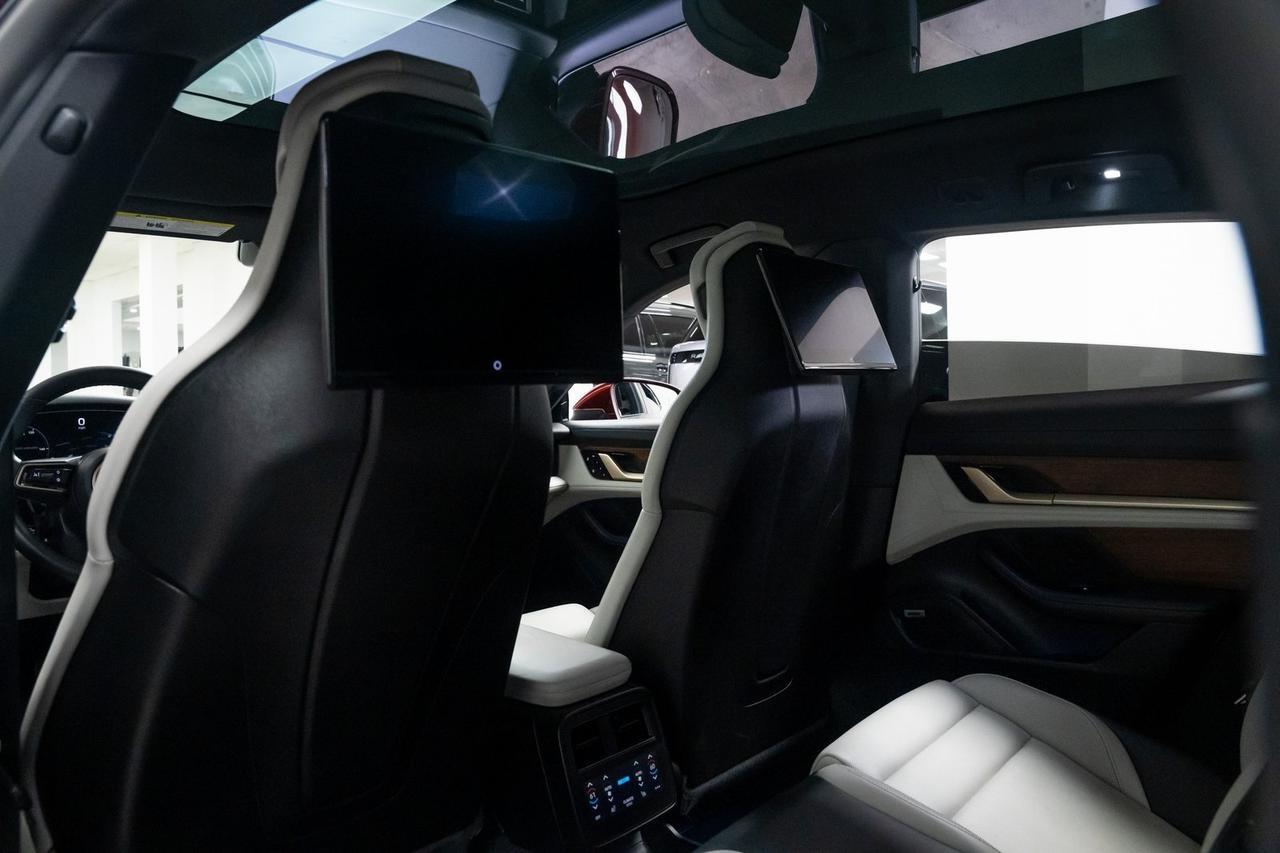 2022 Porsche Taycan Cross Turismo 4S Innodrive Premium Package Massage Seats Portland OR