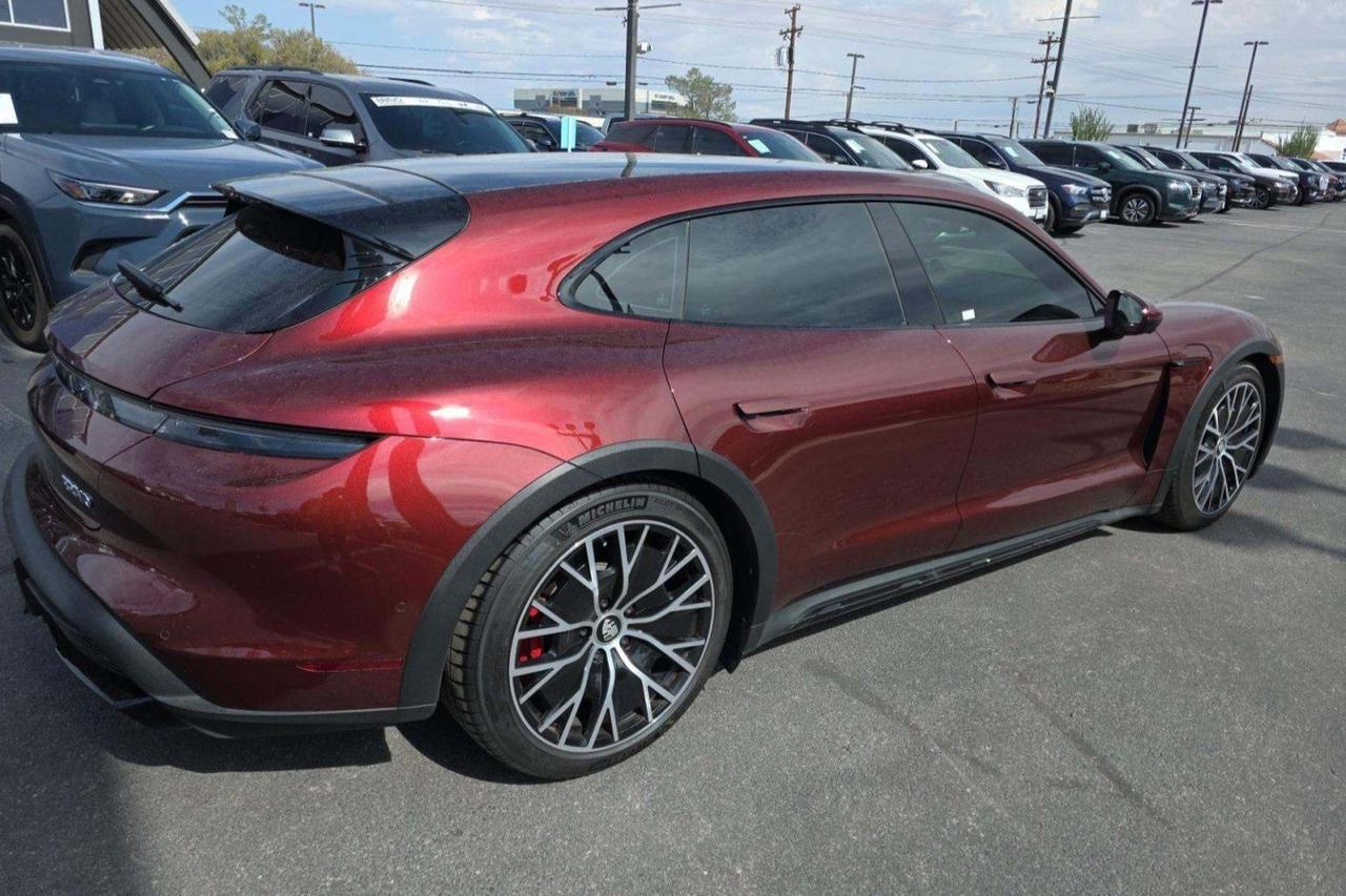 2022 Porsche Taycan Cross Turismo 4S Innodrive Premium Package Portland OR