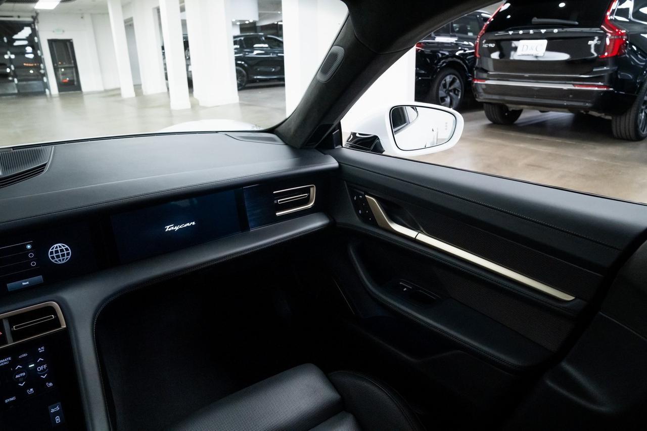 2022 Porsche Taycan Cross Turismo Turbo S Dynamic Chassis Control Burmester 3D Sound Portland OR