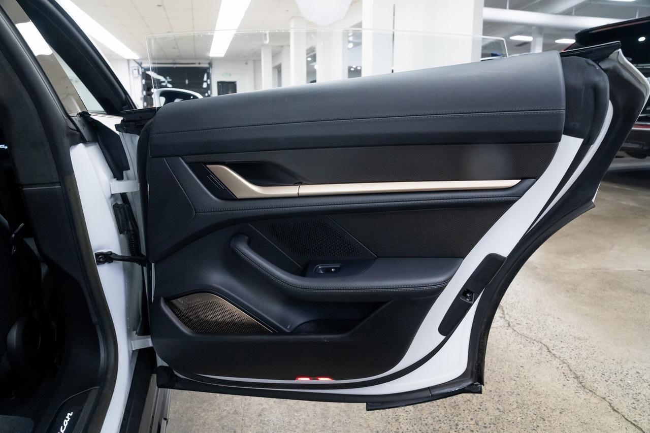 2022 Porsche Taycan Cross Turismo Turbo S Dynamic Chassis Control Burmester 3D Sound Portland OR