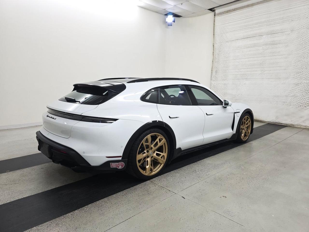 2022 Porsche Taycan Cross Turismo Turbo S Dynamic Chassis Control Burmester 3D Sound Portland OR