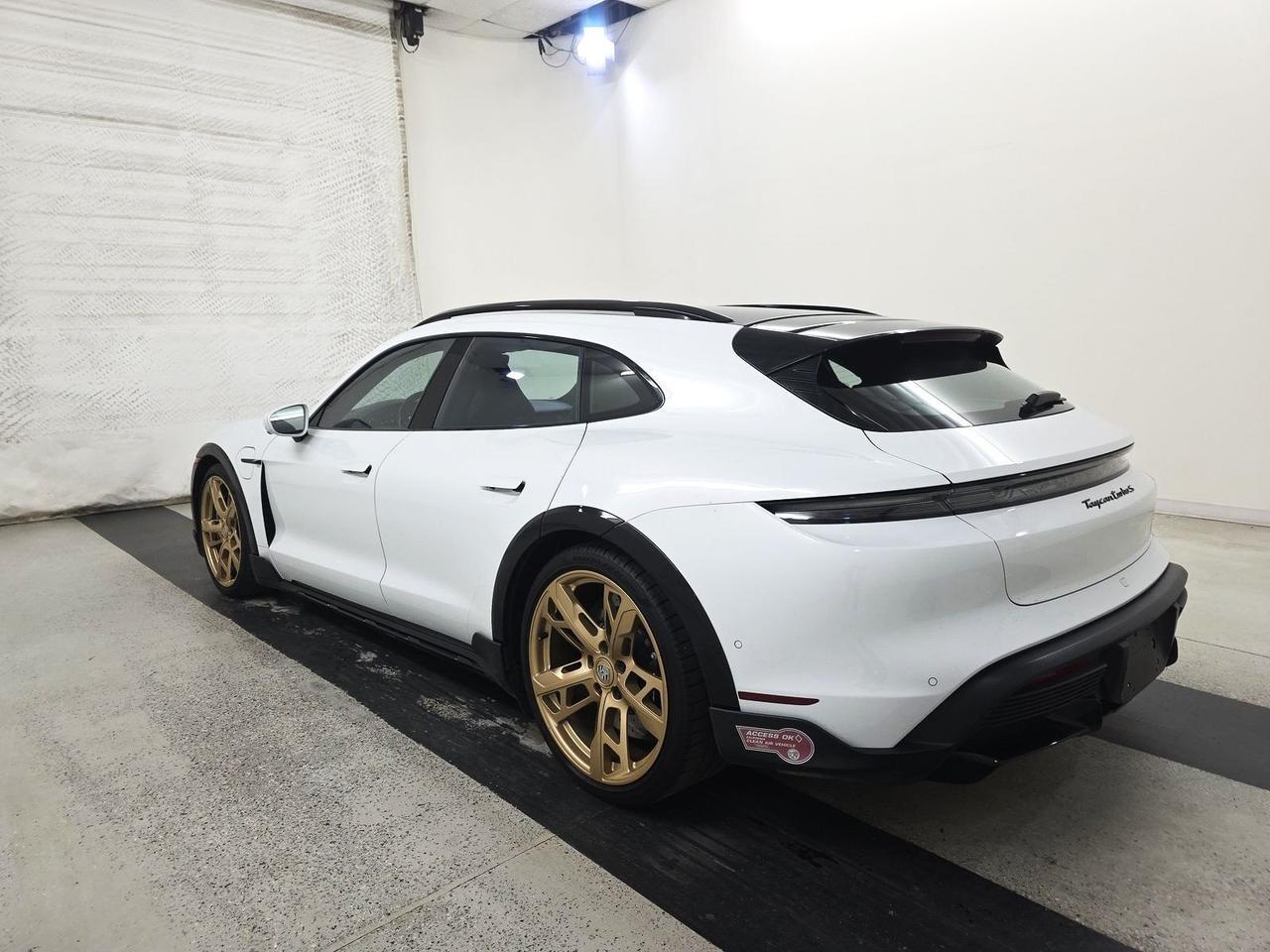 2022 Porsche Taycan Cross Turismo Turbo S Dynamic Chassis Control Burmester 3D Sound Portland OR