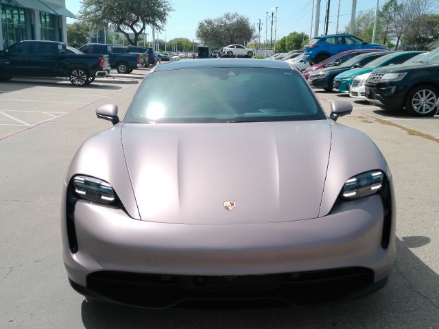 2022 Porsche Taycan Premium Package