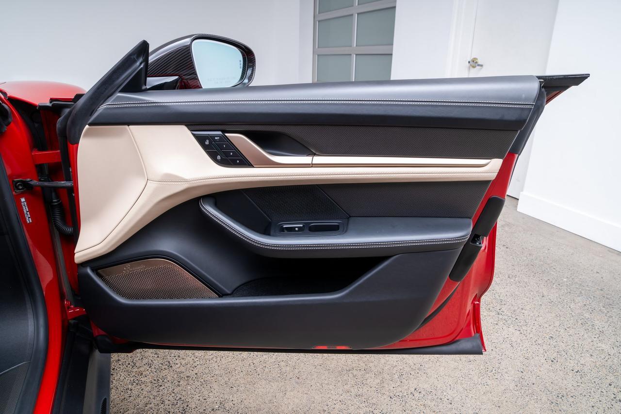 2022 Porsche Taycan Turbo S Adaptive Cruise InnoDrive / Burmester Sound Portland OR