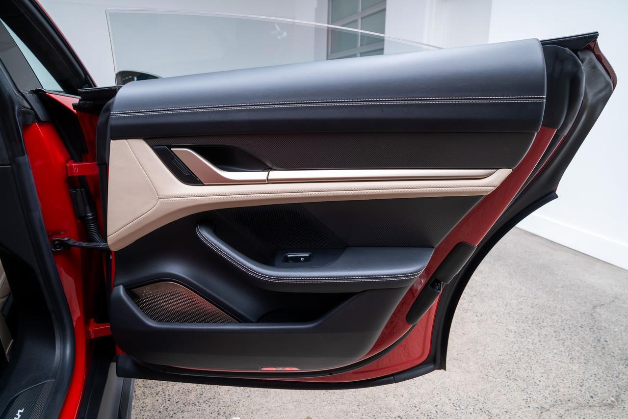 2022 Porsche Taycan Turbo S Adaptive Cruise InnoDrive / Burmester Sound Portland OR