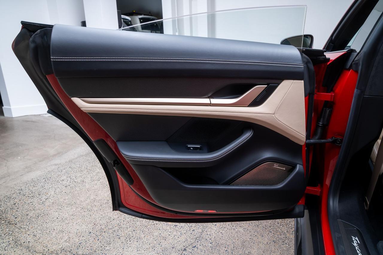 2022 Porsche Taycan Turbo S Adaptive Cruise InnoDrive / Burmester Sound Portland OR