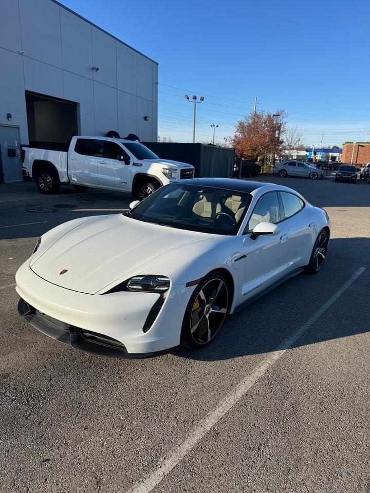 2022 Porsche Taycan Turbo S