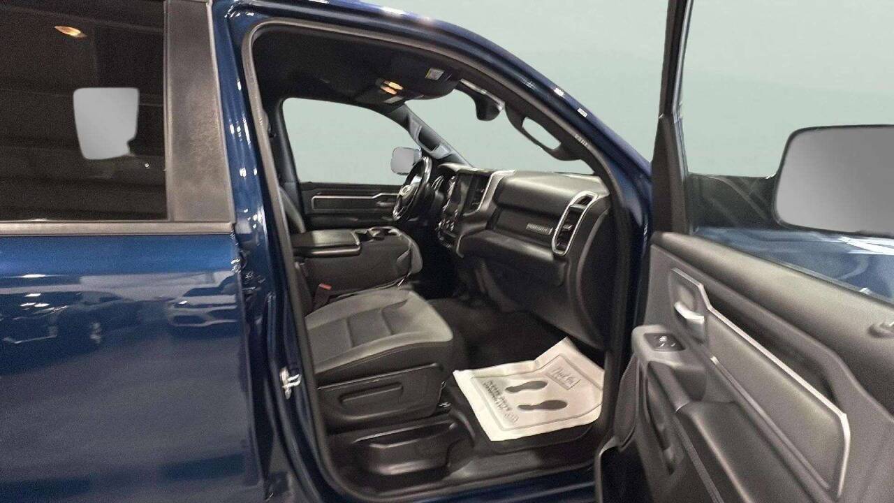 2022 RAM 1500 Big Horn 4x4 4dr Crew Cab 6.4 ft. SB Pickup Lake Orion MI