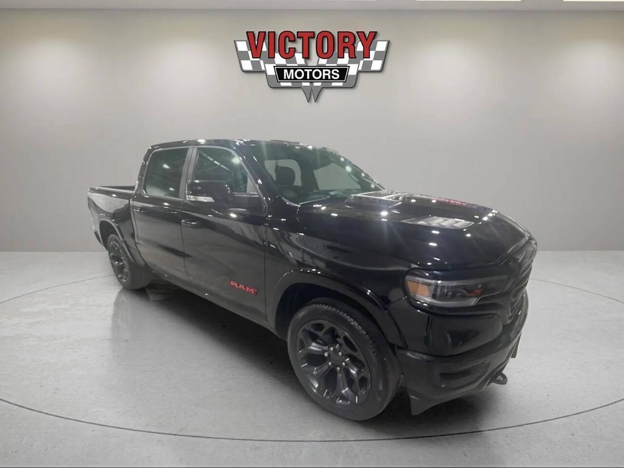 2022 RAM 1500 Limited 4x4 4dr Crew Cab 5.6 ft. SB Pickup Chesterfield MI