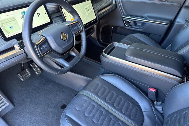 2022 RIVIAN R1T 4DR AWD ADVENTURE