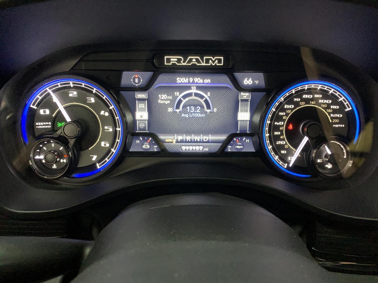 2022 Ram 1500 4WD Limited Crew Cab 5&apos;7&quot; Box Benwood WV