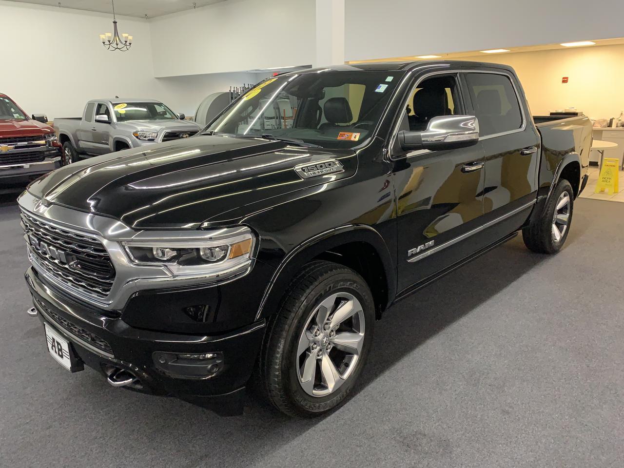 2022 Ram 1500 4WD Limited Crew Cab 5&apos;7&quot; Box Benwood WV