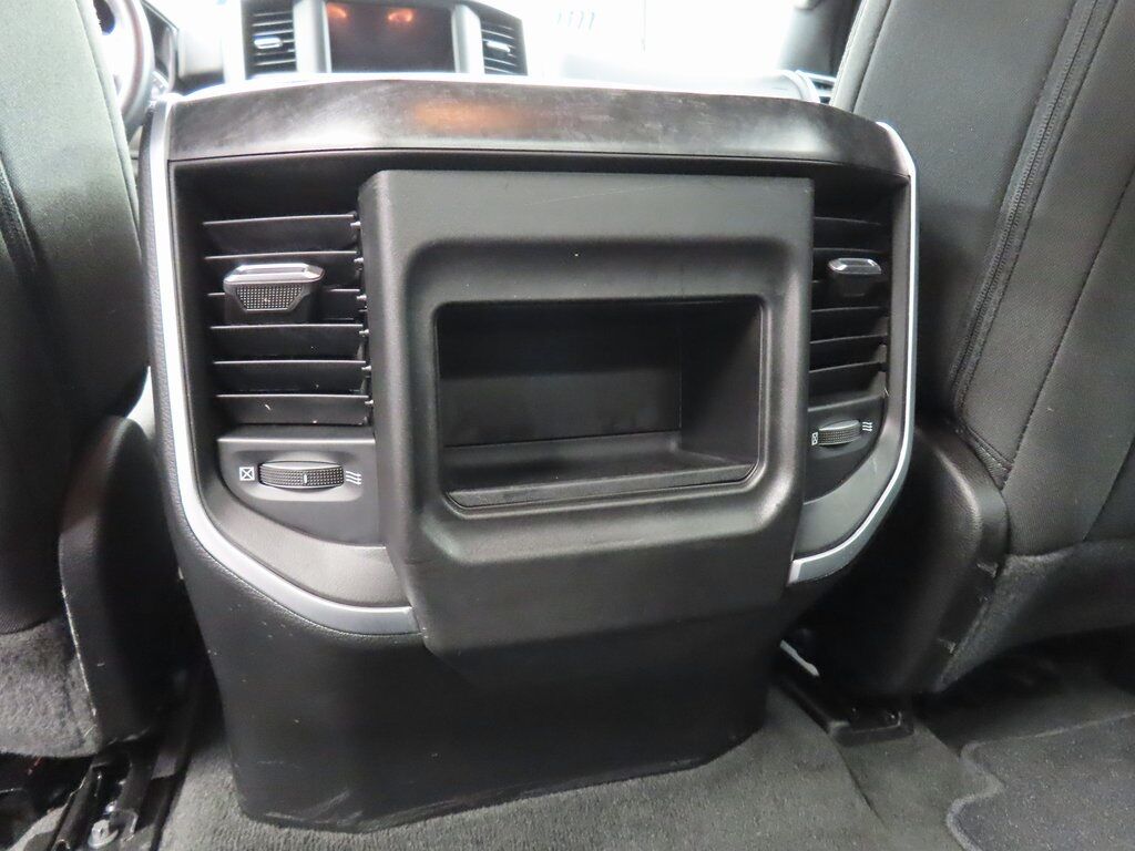 2022 Ram 1500 4x4 Crew Cab Big Horn Fond du Lac WI