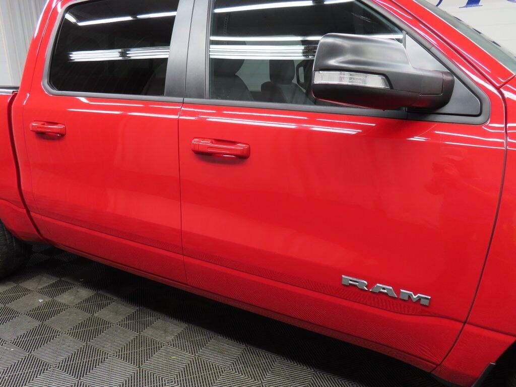 2022 Ram 1500 4x4 Crew Cab Big Horn Fond du Lac WI