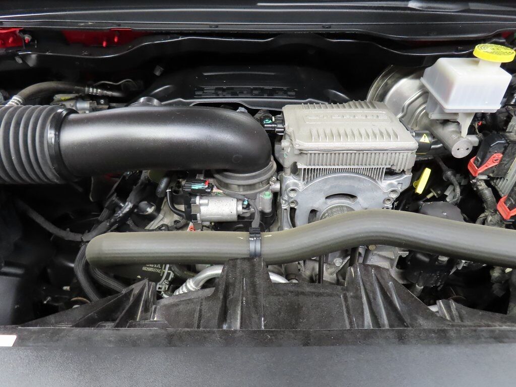 2022 Ram 1500 4x4 Crew Cab Big Horn Fond du Lac WI