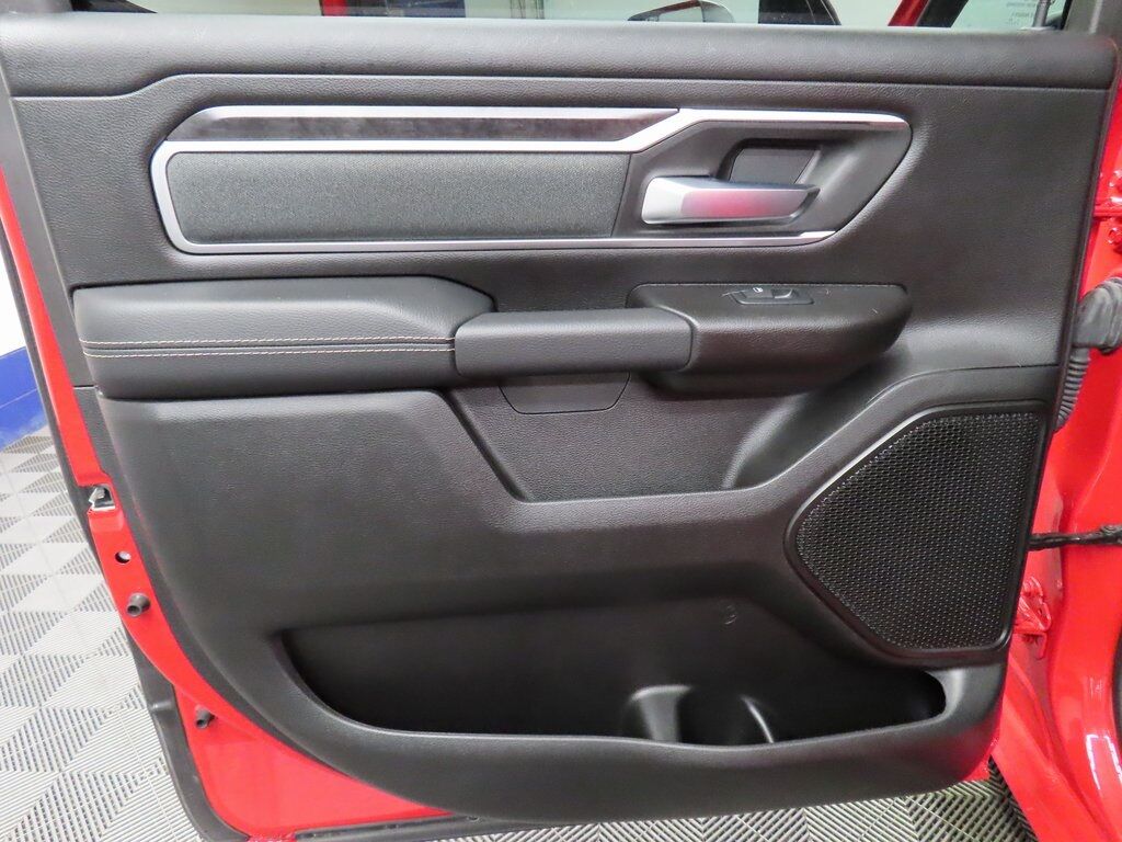 2022 Ram 1500 4x4 Crew Cab Big Horn Fond du Lac WI