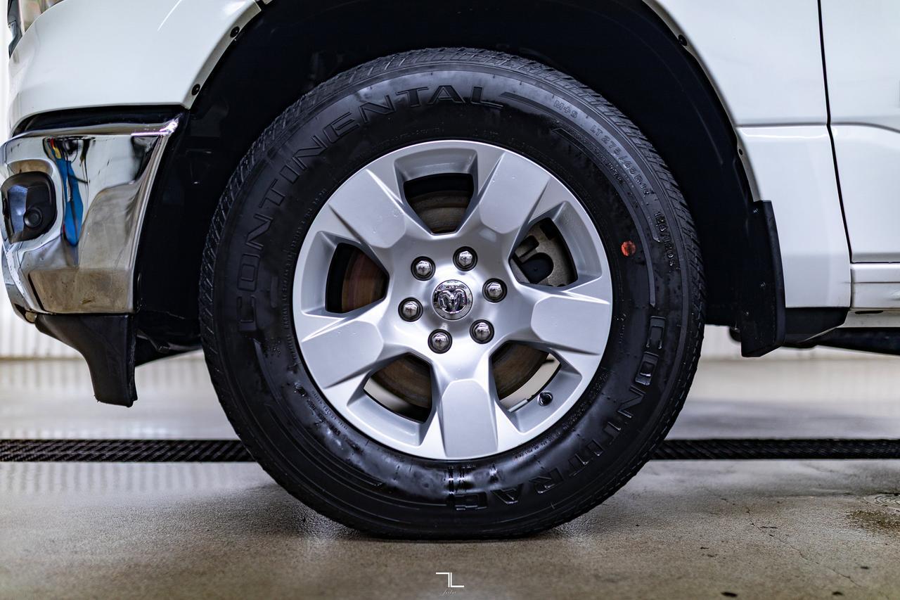 2022 Ram 1500 4x4 Crew Cab Big Horn Nav BCam PSeat Red Deer AB