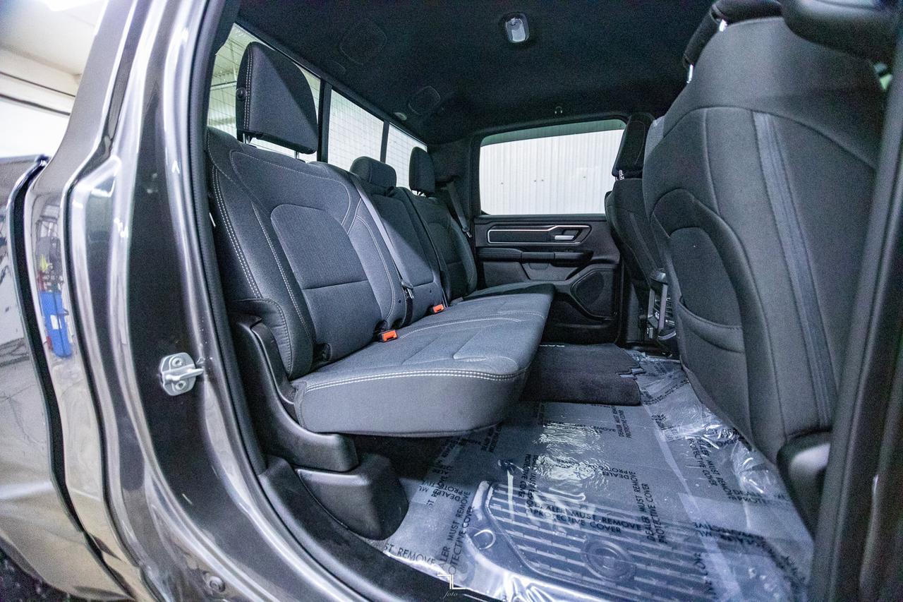 2022 Ram 1500 4x4 Crew Cab Big Horn Nav BCam Red Deer AB