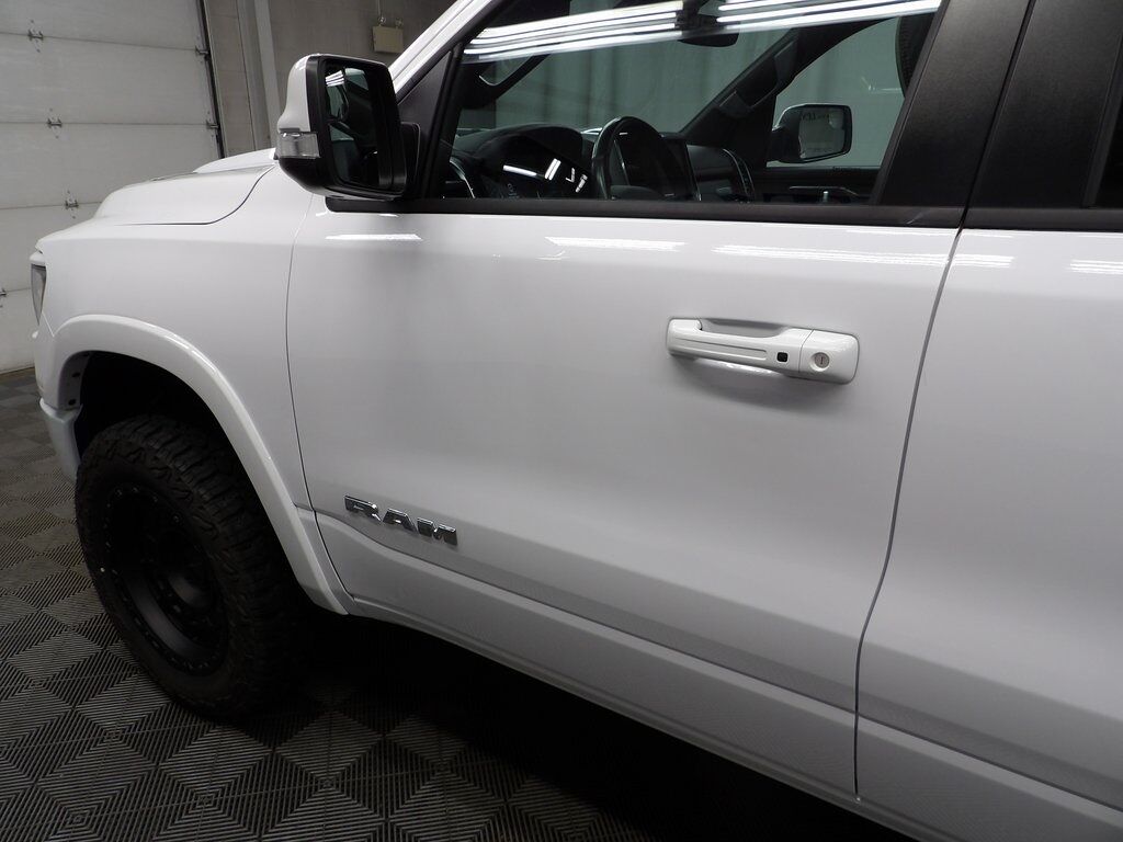 2022 Ram 1500 4x4 Crew Cab Laramie Fond du Lac WI