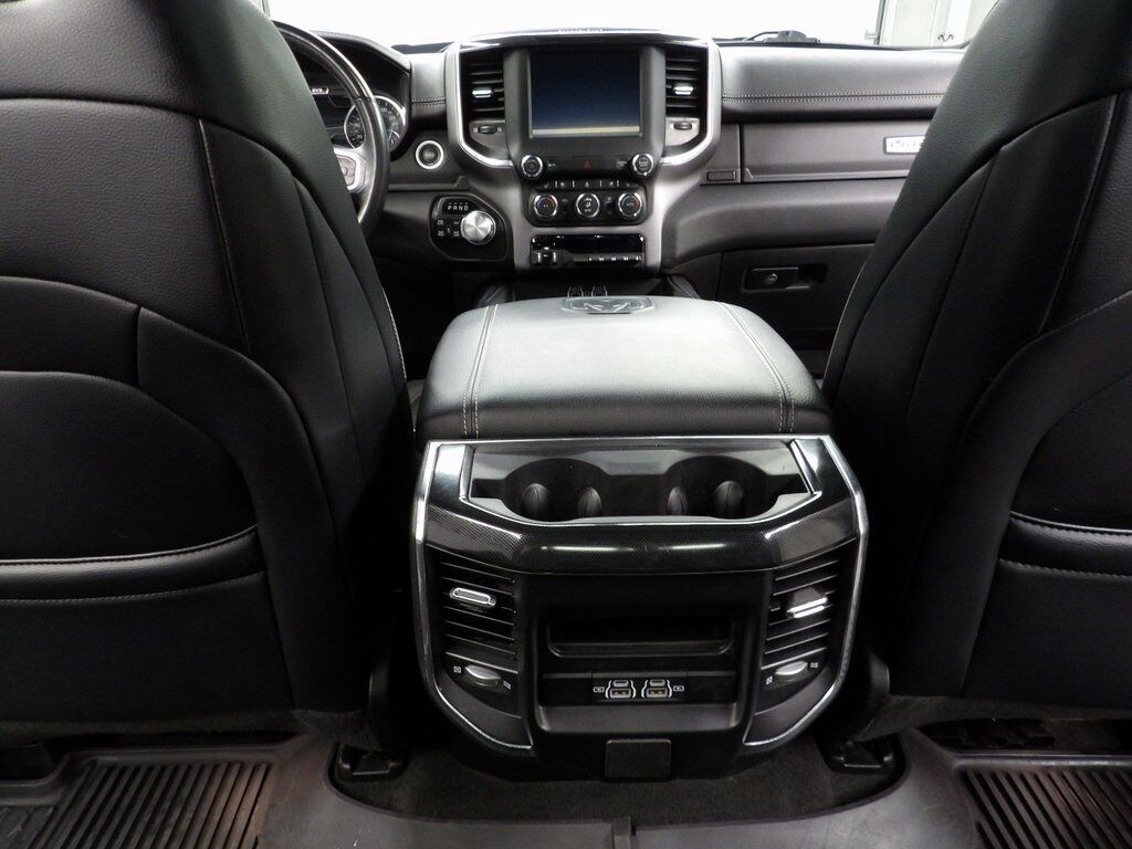 2022 Ram 1500 4x4 Crew Cab Laramie Fond du Lac WI