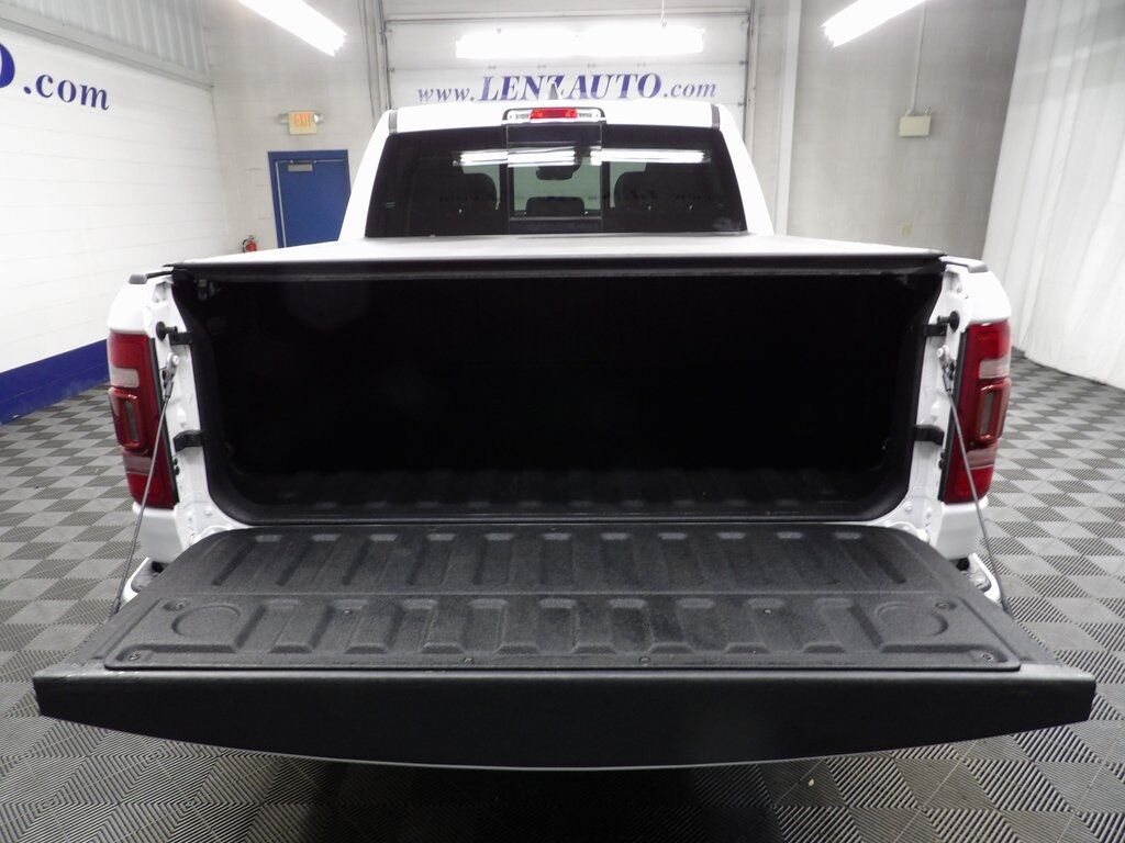 2022 Ram 1500 4x4 Crew Cab Laramie Fond du Lac WI