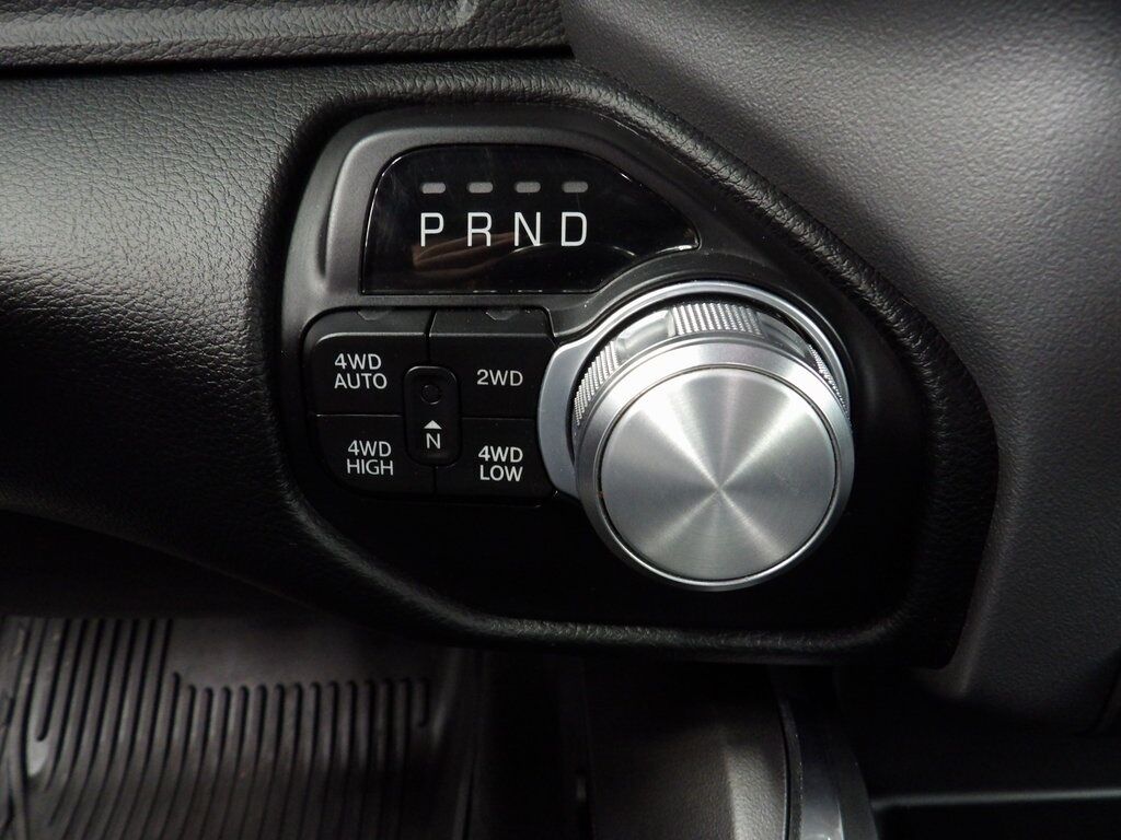 2022 Ram 1500 4x4 Crew Cab Laramie Fond du Lac WI