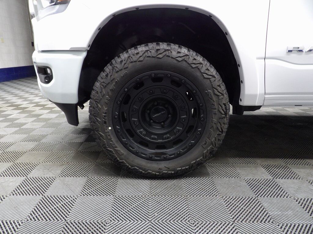 2022 Ram 1500 4x4 Crew Cab Laramie Fond du Lac WI