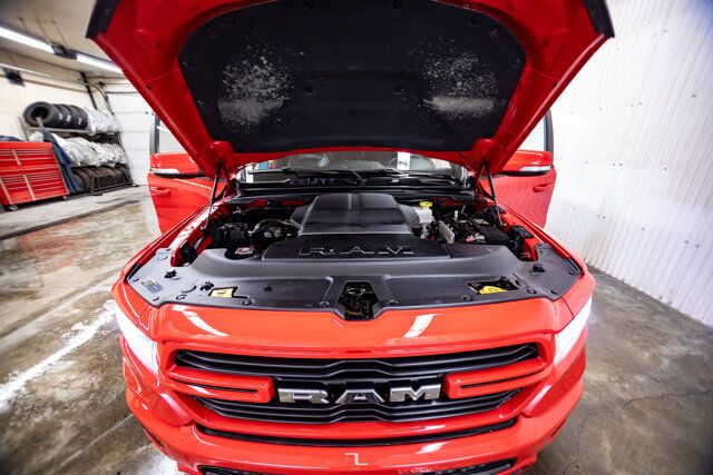 2022 Ram 1500 4x4 Crew Cab Laramie GT Leather Roof Nav BCam Red Deer AB