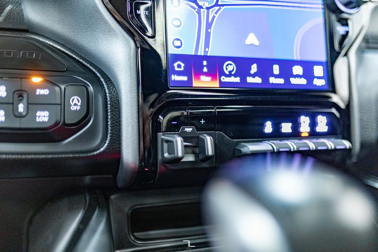 2022 Ram 1500 4x4 Crew Cab Laramie GT Leather Roof Nav BCam Red Deer AB