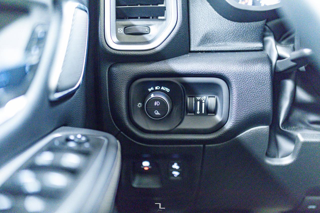 2022 Ram 1500 4x4 Crew Cab Laramie Sport Leather Roof Nav Red Deer AB