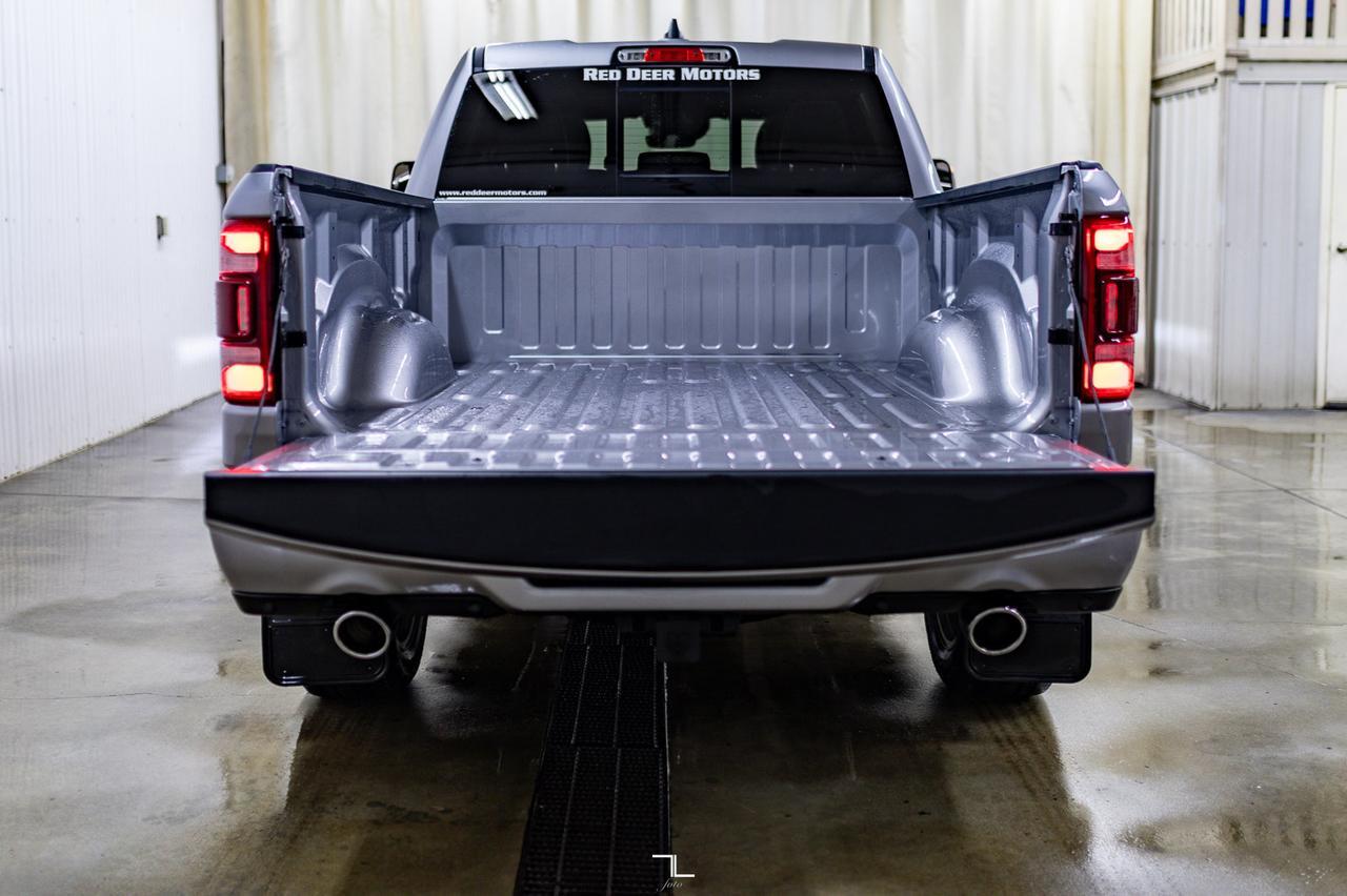 2022 Ram 1500 4x4 Crew Cab Laramie Sport Leather Roof Nav Red Deer AB