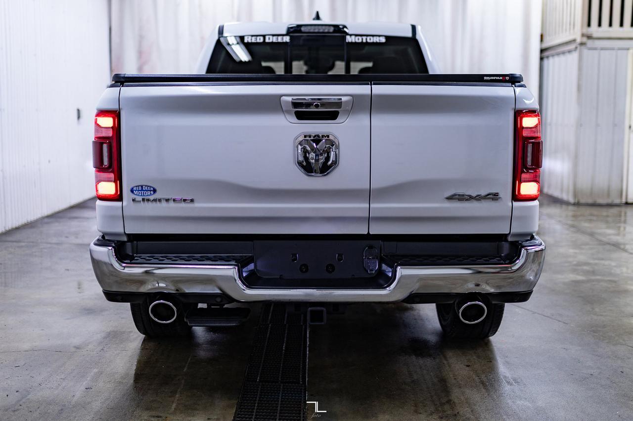 2022 Ram 1500 4x4 Crew Cab Limited EcoDiesel Leather Roof Nav Red Deer AB