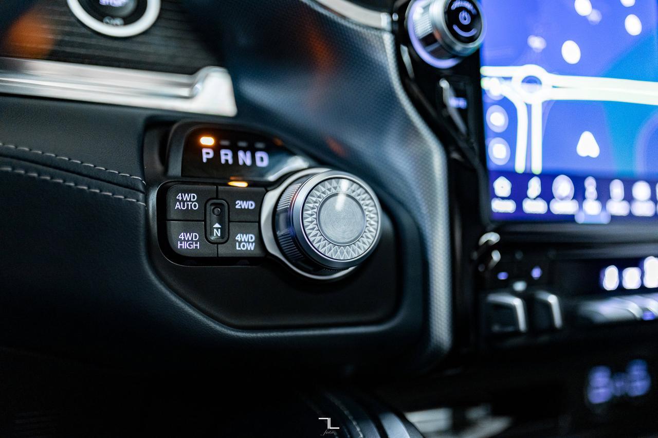 2022 Ram 1500 4x4 Crew Cab Limited EcoDiesel Leather Roof Nav Red Deer AB