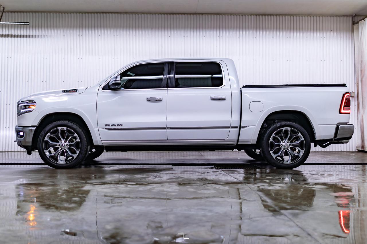 2022 Ram 1500 4x4 Crew Cab Limited EcoDiesel Leather Roof Nav Red Deer AB