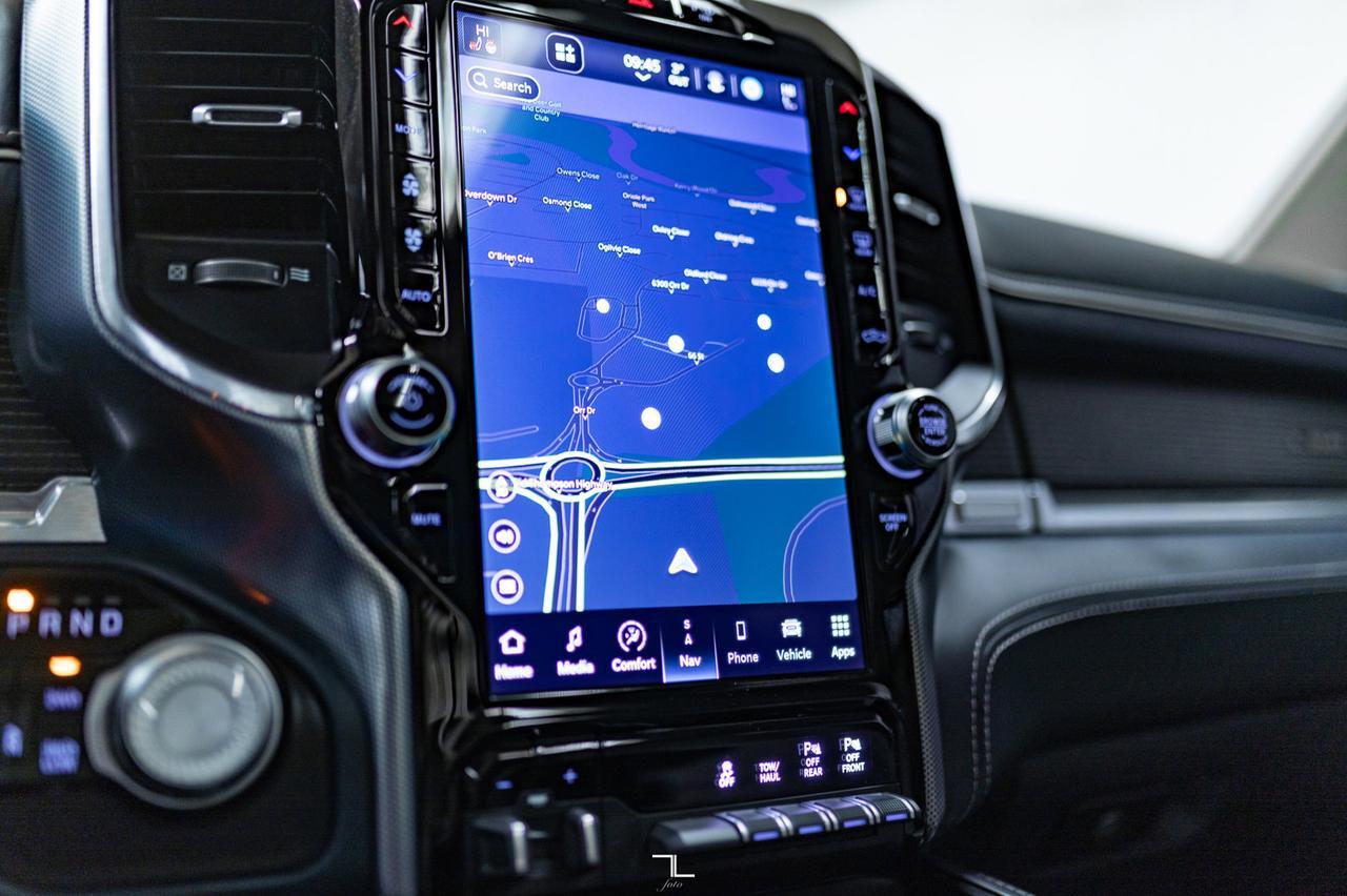 2022 Ram 1500 4x4 Crew Cab Limited EcoDiesel Leather Roof Nav Red Deer AB