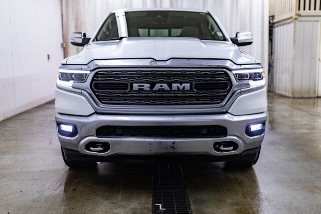 2022 Ram 1500 4x4 Crew Cab Limited EcoDiesel Leather Roof Nav Red Deer AB