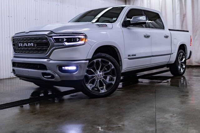 2022 Ram 1500 4x4 Crew Cab Limited EcoDiesel Leather Roof Nav Red Deer AB