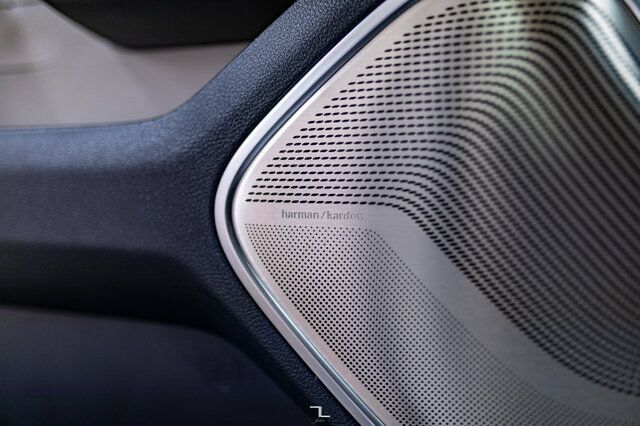 2022 Ram 1500 4x4 Crew Cab Limited EcoDiesel Leather Roof Nav Red Deer AB