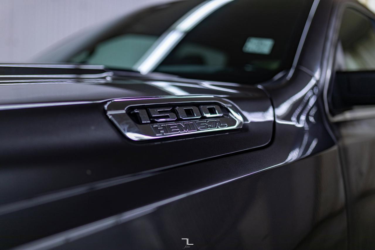 2022 Ram 1500 4x4 Crew Cab Limited Leather Nav BCam Red Deer AB