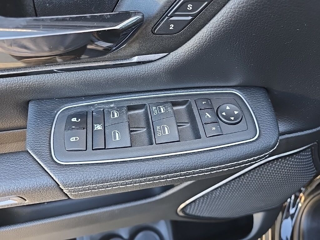 2022 Ram 1500 4x4 Crew Cab Rebel Fond du Lac WI