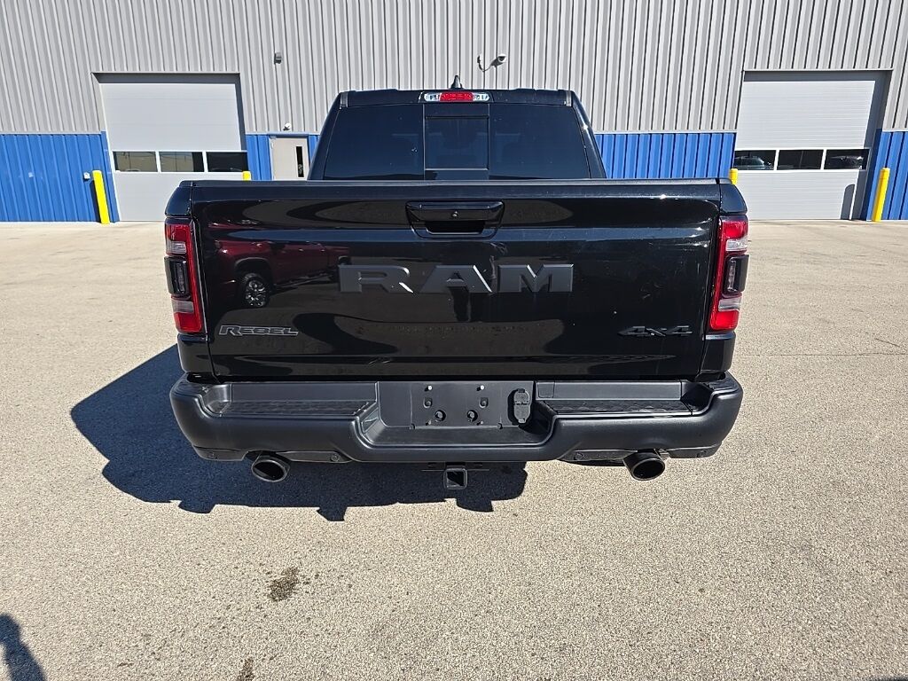 2022 Ram 1500 4x4 Crew Cab Rebel Fond du Lac WI